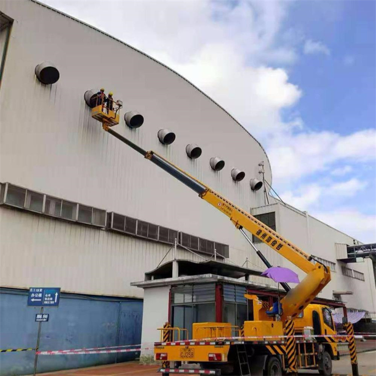 桐梓高空作业车出租服务：专业广告牌安装解决方案