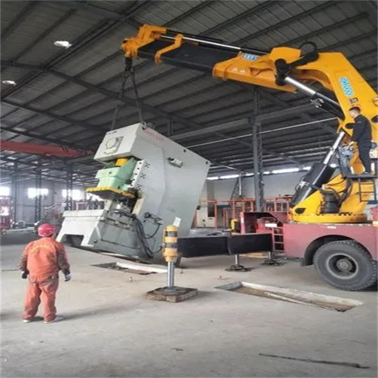 桐梓80吨折臂吊车出租附近电话