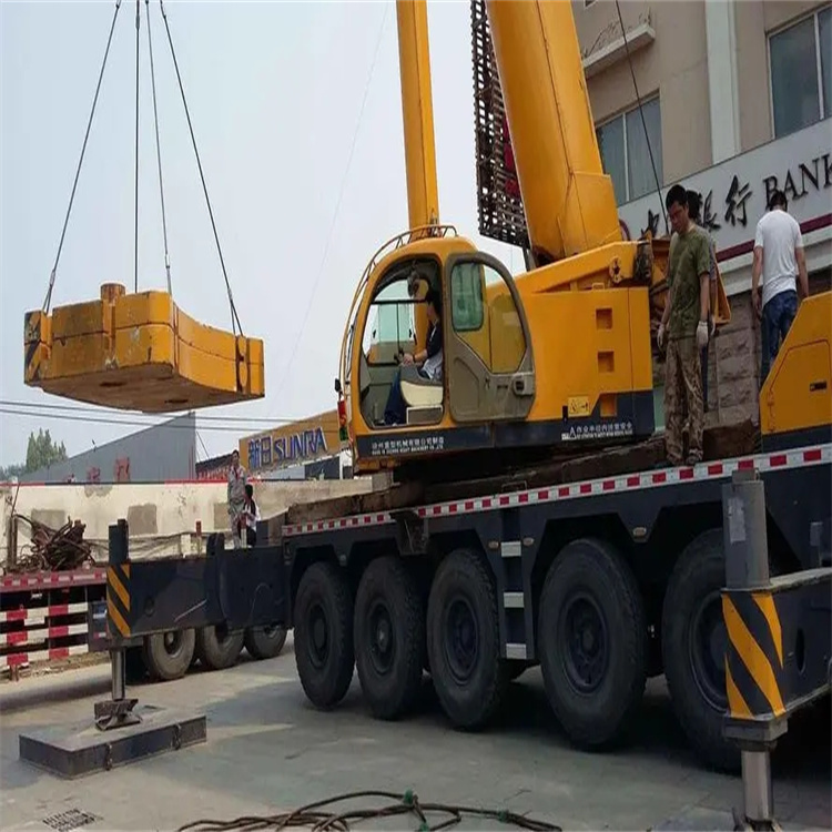 桐梓当地吊车出租|机器吊装|75吨|工厂搬迁服务